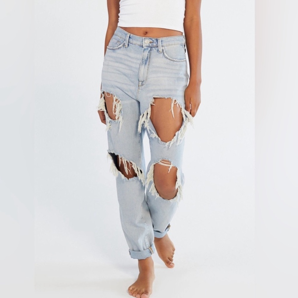 BDG Urban Outfitters Mom High Rise Jeans